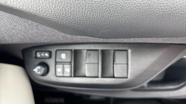Toyota Yaris 1.5 Hybrid Excel 5dr CVT Hybrid Hatchback
